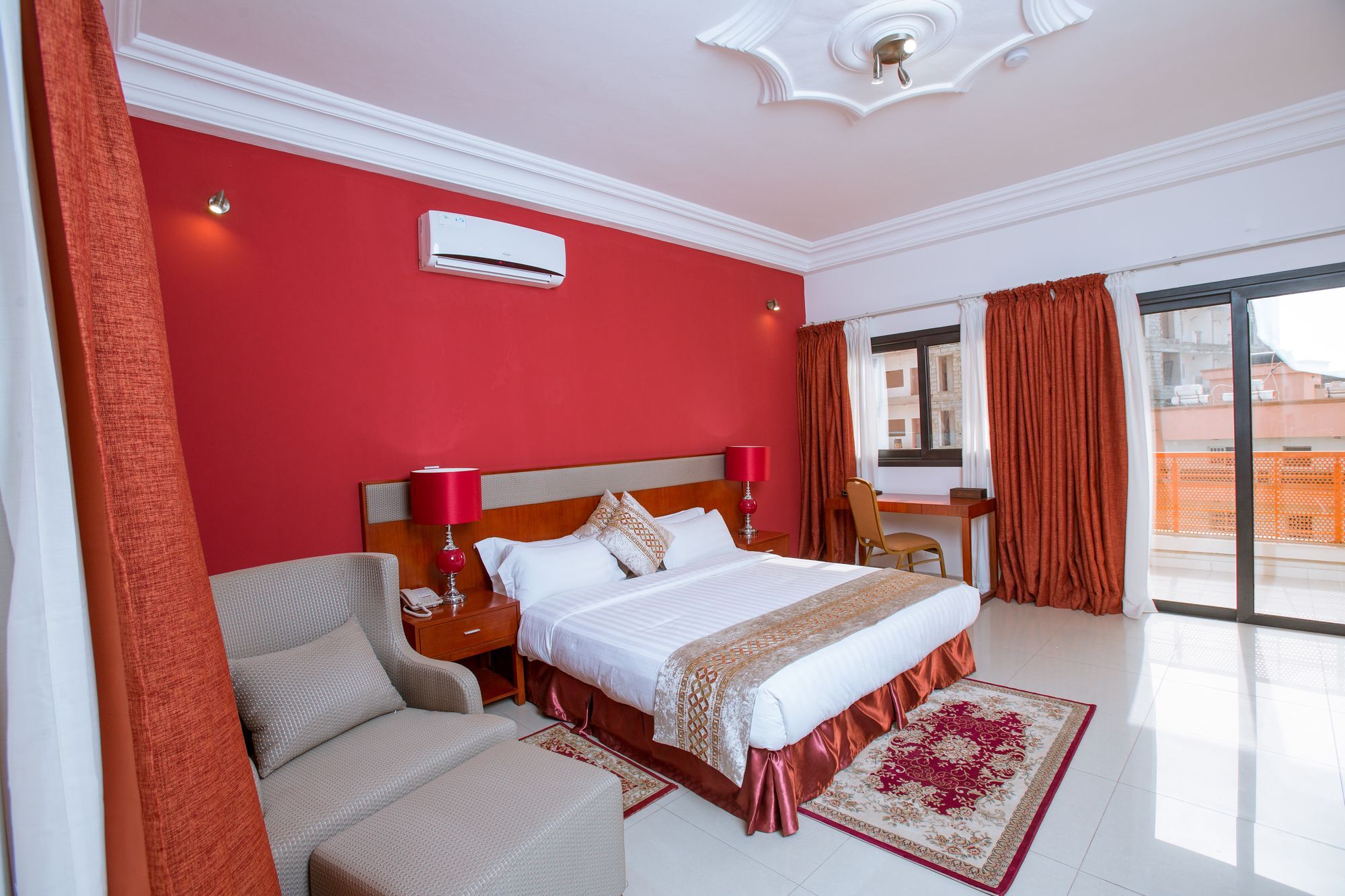 Feto Iii Hotel Dakar